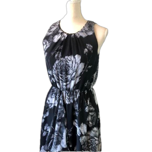 Ali & Jay floral maxi dress ruffle front sheer lined size small black & white - Picture 6 of 17